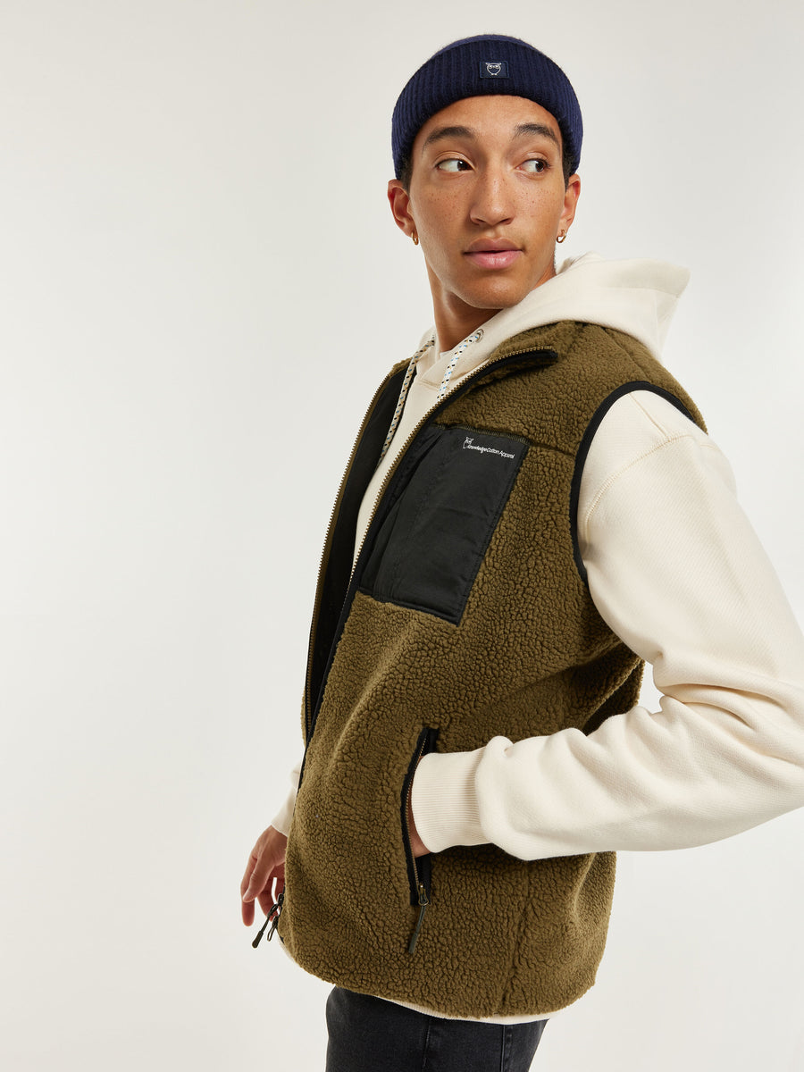 Knowledge Cotton Teddy fleece vest Dark Olive