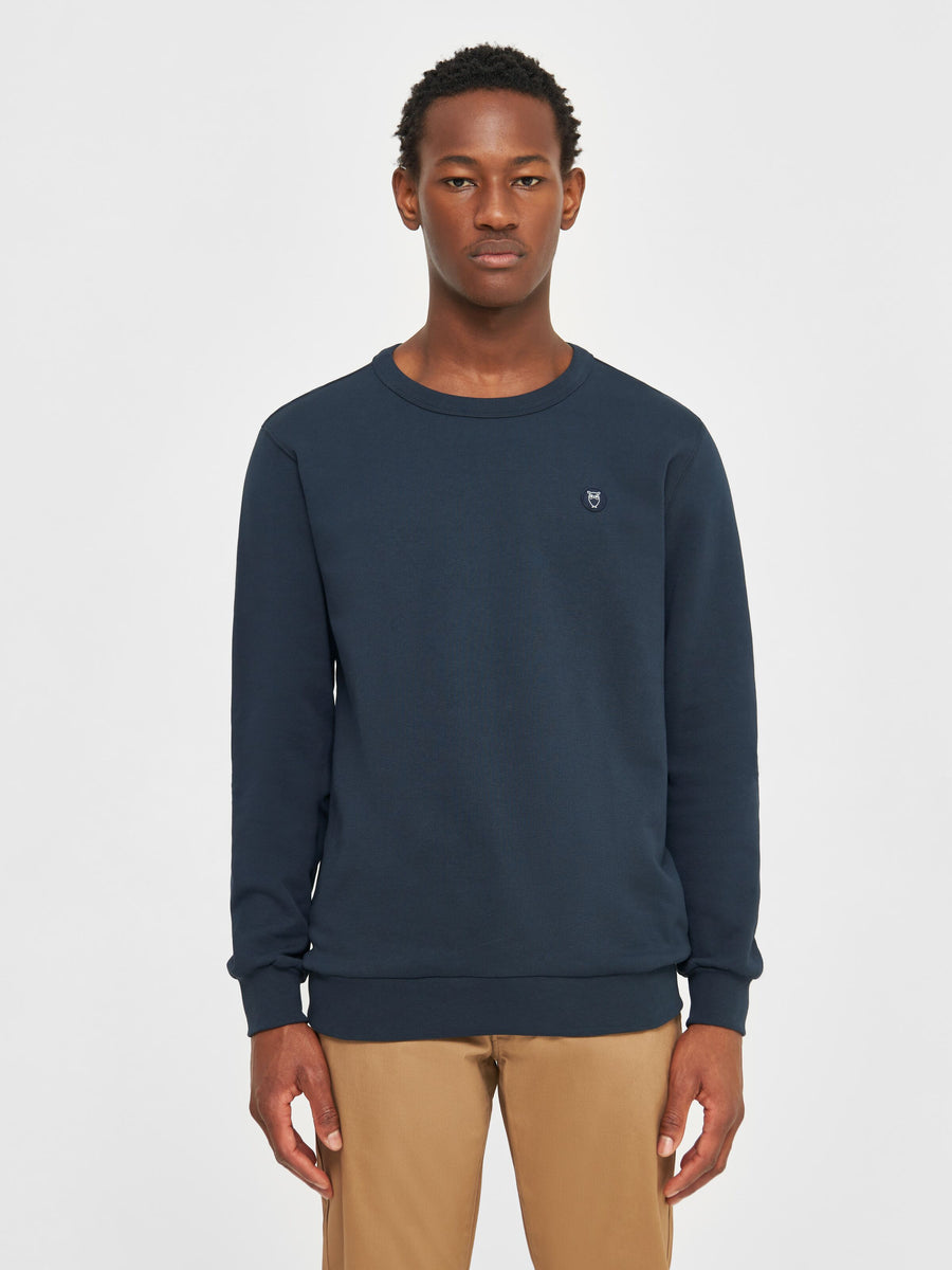 Knowledge Cotton ERIK basic badge sweat - GOTS/Vegan