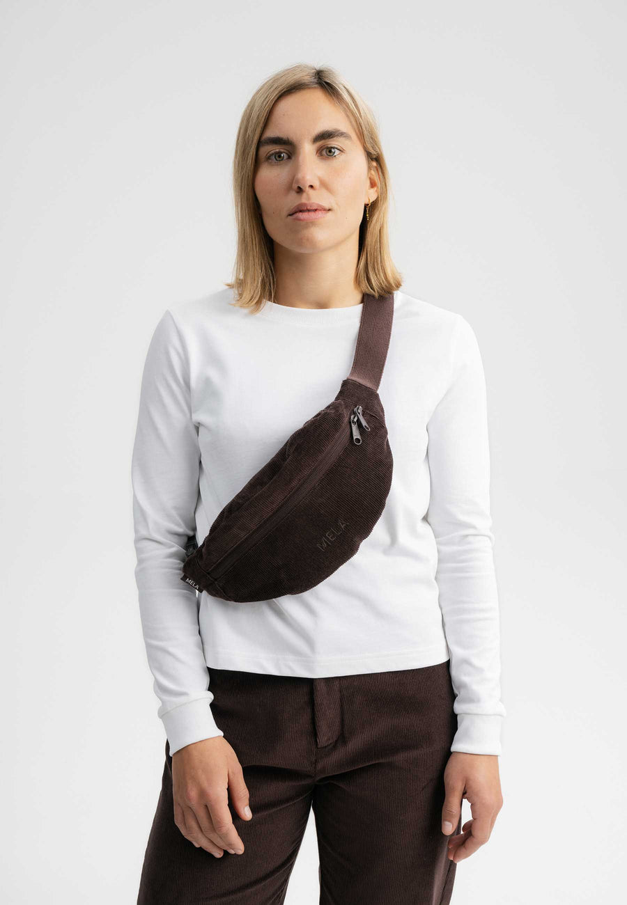 Mela Cord Bauchtasche BHAVIN walnuss